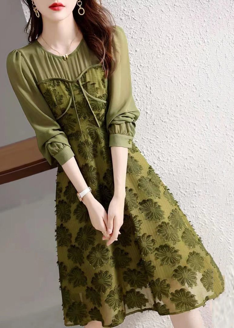 Polished Dress with an Effortless Classic Look