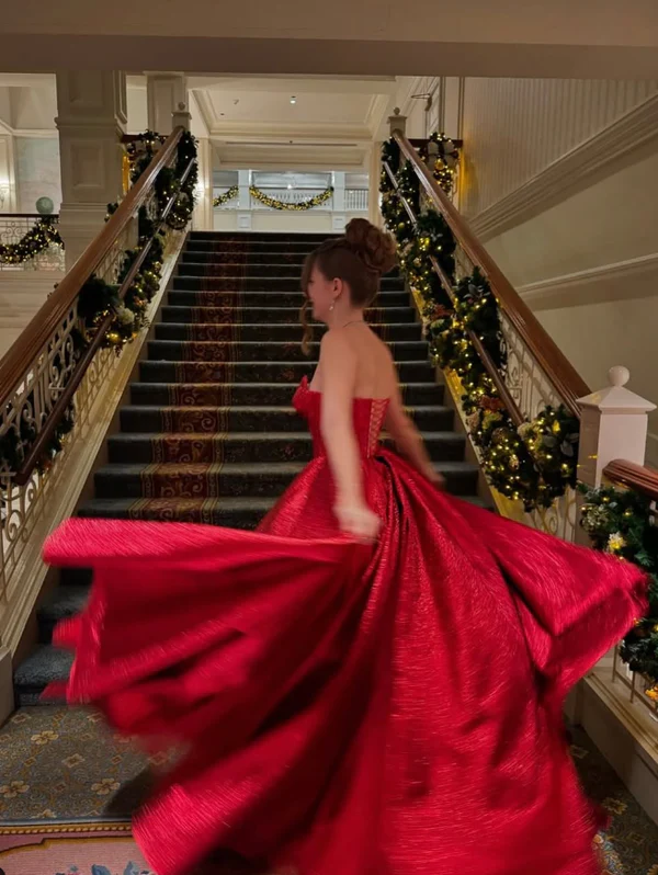 Fashion Strapless A Line Satin Ball Gown ,Formal Red Prom Evening Dress - VelvetHem