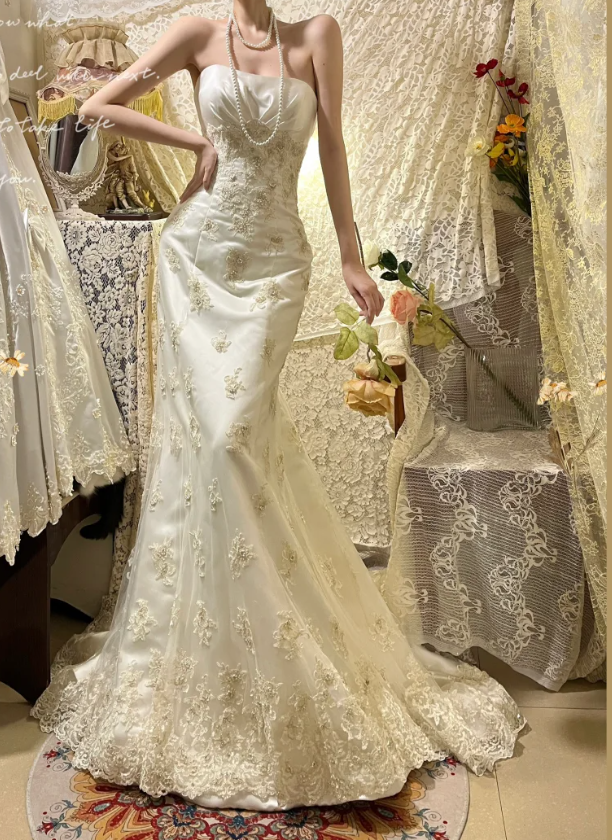 Elegant Strapless Tulle Lace Appliques Beaded Mermaid Evening Dress Long Party Gown