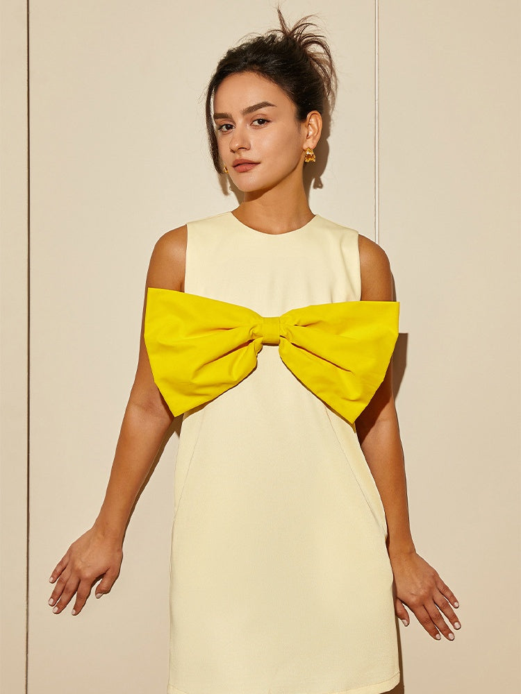Playful Bow-Tie Summer Midi Dress