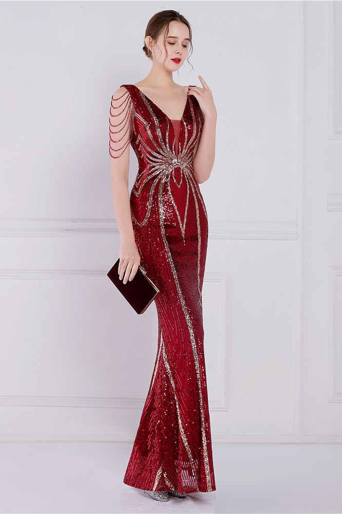 Relaxed Dress Inspired by Contemporary Streetwear Fashion