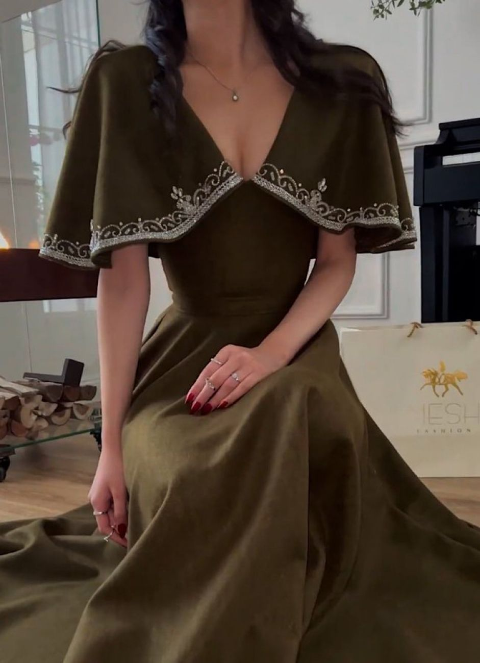 Retro Style V Neck Long Prom Dress,Winter Dance Dress - VelvetHem