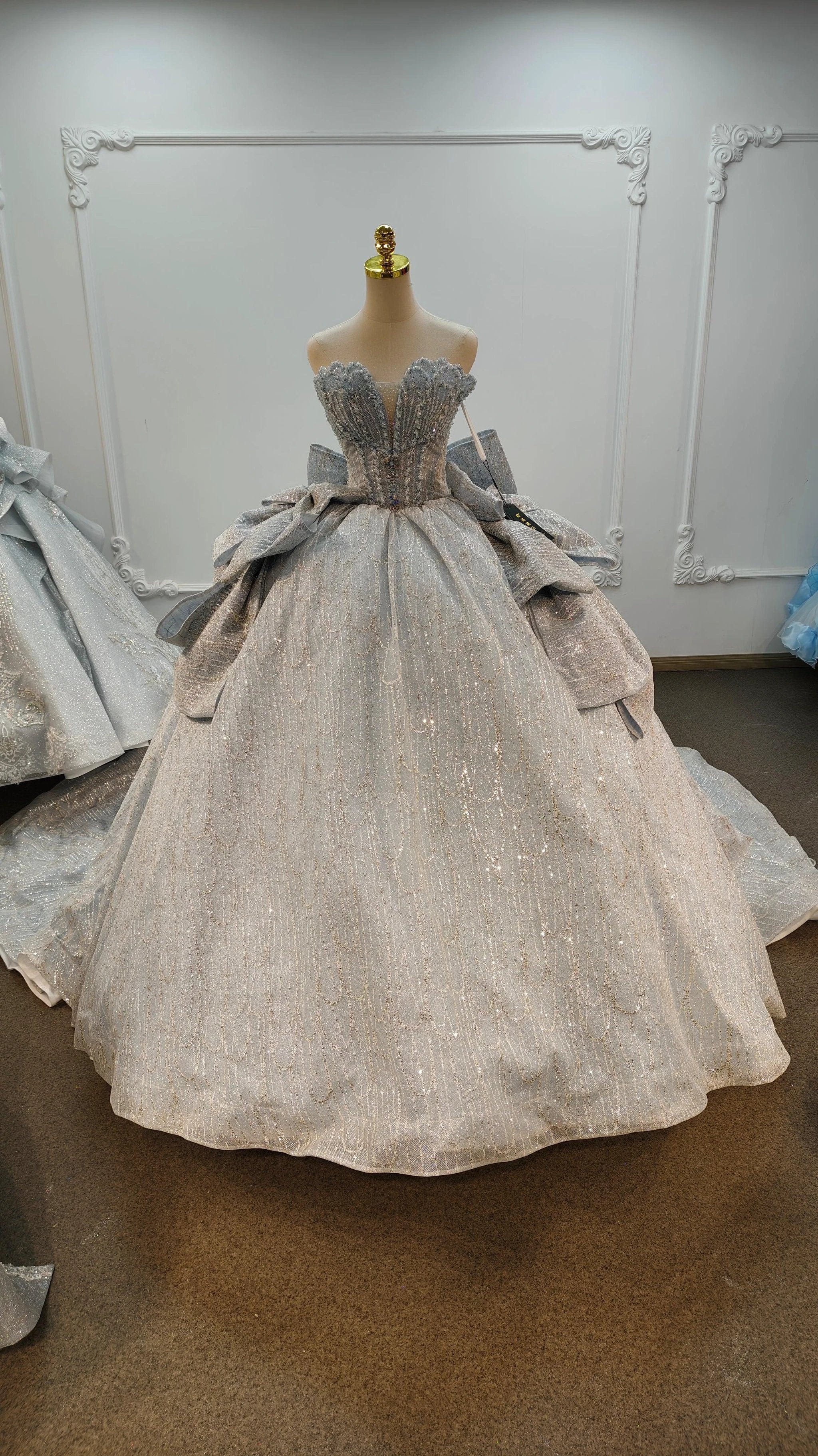 Dreamy Light Blue Sweetheart Ball Gown Wedding Dress with Sequin Tulle, Pearl Beading & Oversized Bow Ye-2029 (ZD16810)