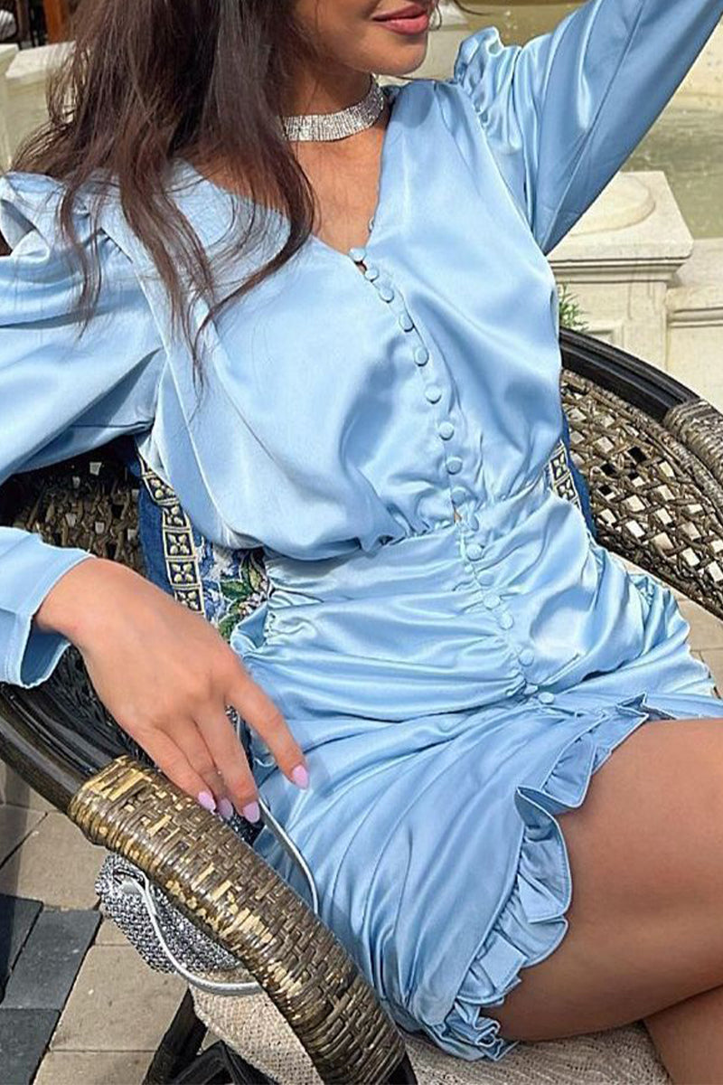 Beautifully Crafted Dress in a Classic Style
