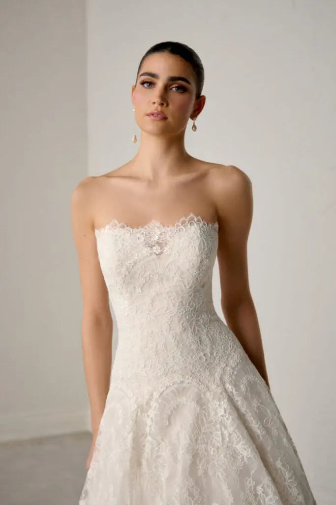White Classic Eyelash Lace A Line Wedding Dress for Bride ZP208
