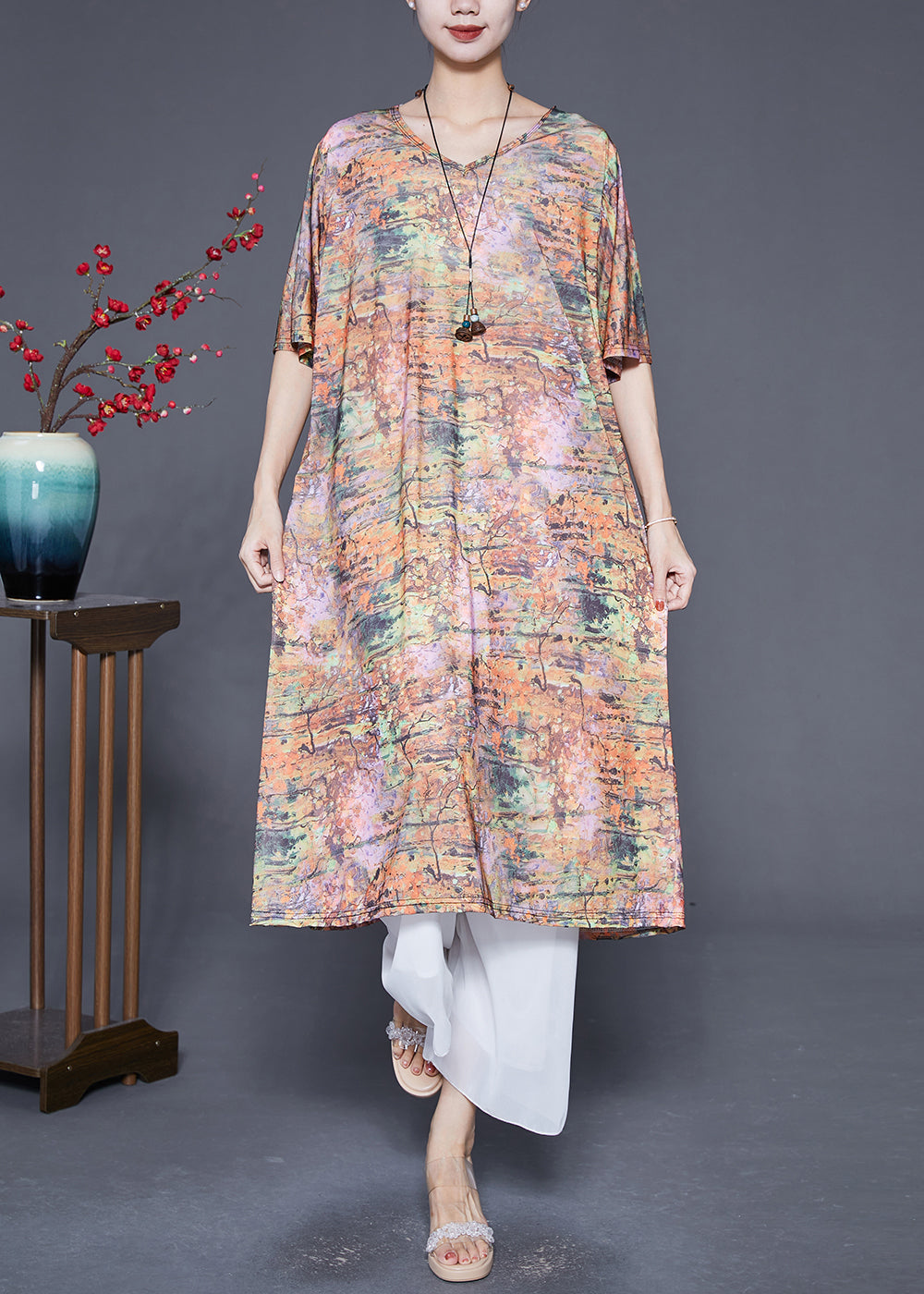 Sophisticated Dress with a Clean Classic Look