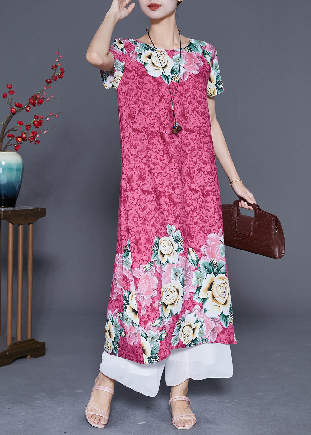 Gracefully Styled Dress for Any Occasion