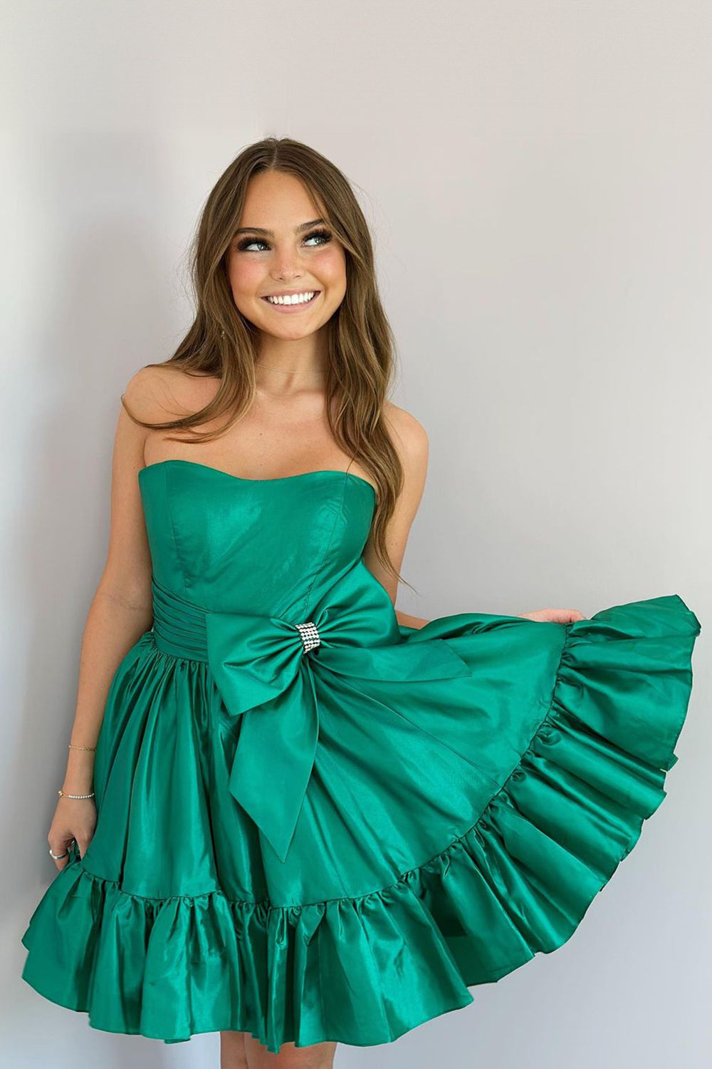 A Line Fuchsia Homecoming Dresses Strapless Tiered Short Cocktail Dresses with Bow