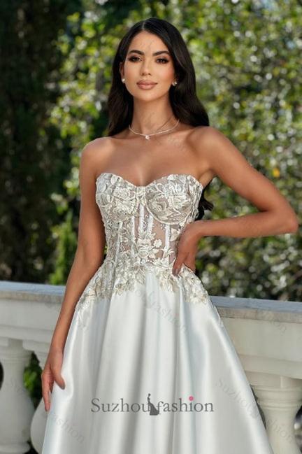 A Line Prom Dress Satin Lace Sweetheart Sleeveless Ivory Formal Dress With Appliques
