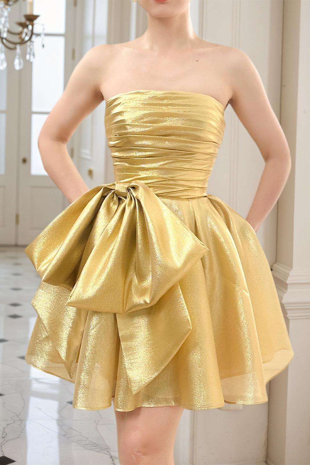 Suzhoufashion A-Line Strpless Straight Bow Short Homecoming Dress