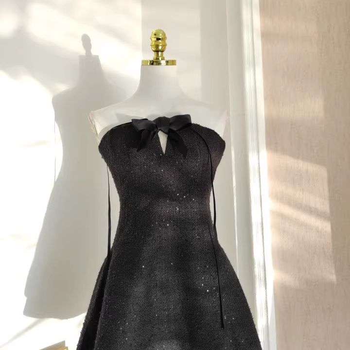 Cute A line Halter Black Short Homecoming Dresses Little Black Birthday Outfits