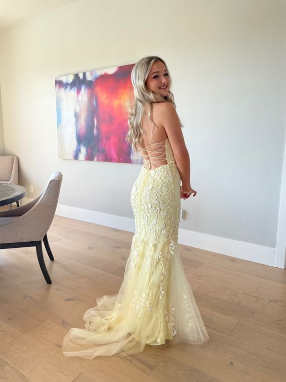 Elegant Yellow Backless Lace Prom Dress Mermaid Party Evening Gown