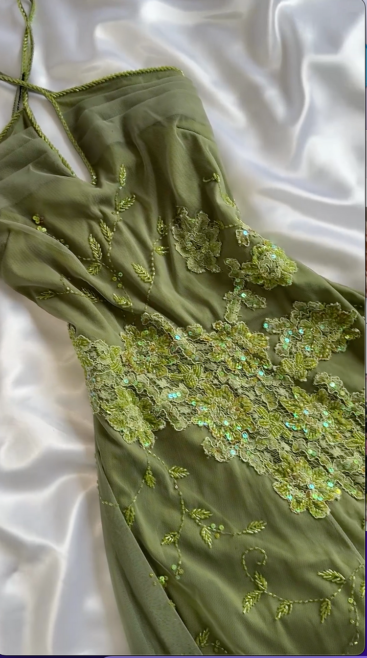 Unique Green Lace Chiffon Sequins Beaded Prom Dress Formal Evening Dress Y8308 - VelvetHem