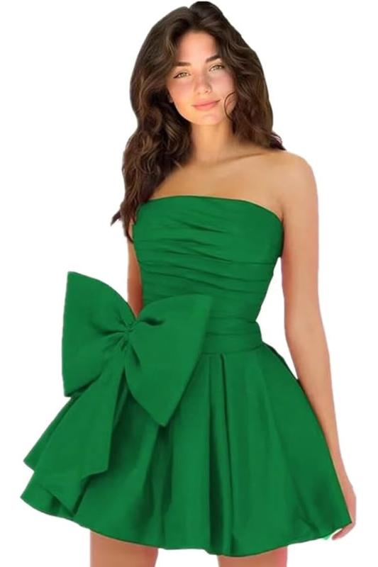 Amazing Sleeveless Pleats Short Homecoming Dresses with Bow