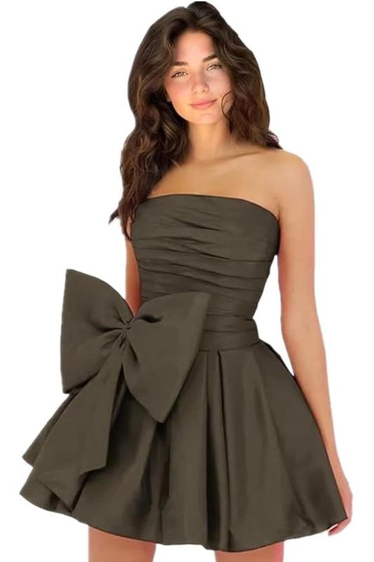 Amazing Sleeveless Pleats Short Homecoming Dresses with Bow