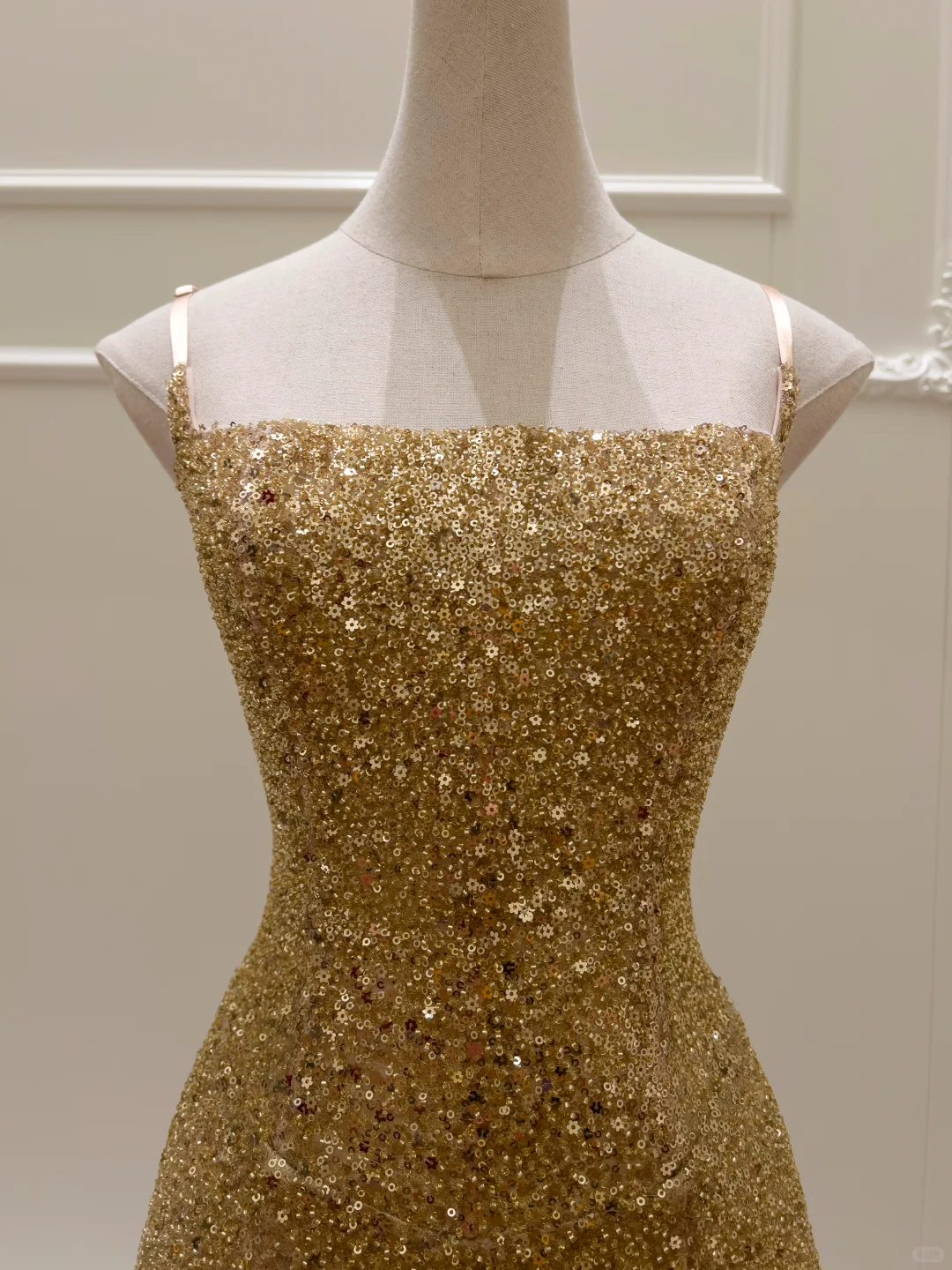 Sparkly Gold Sequin Sheath Cocktail Dress Short Graduation Homecoming Dress - View 6 | VelvetHem