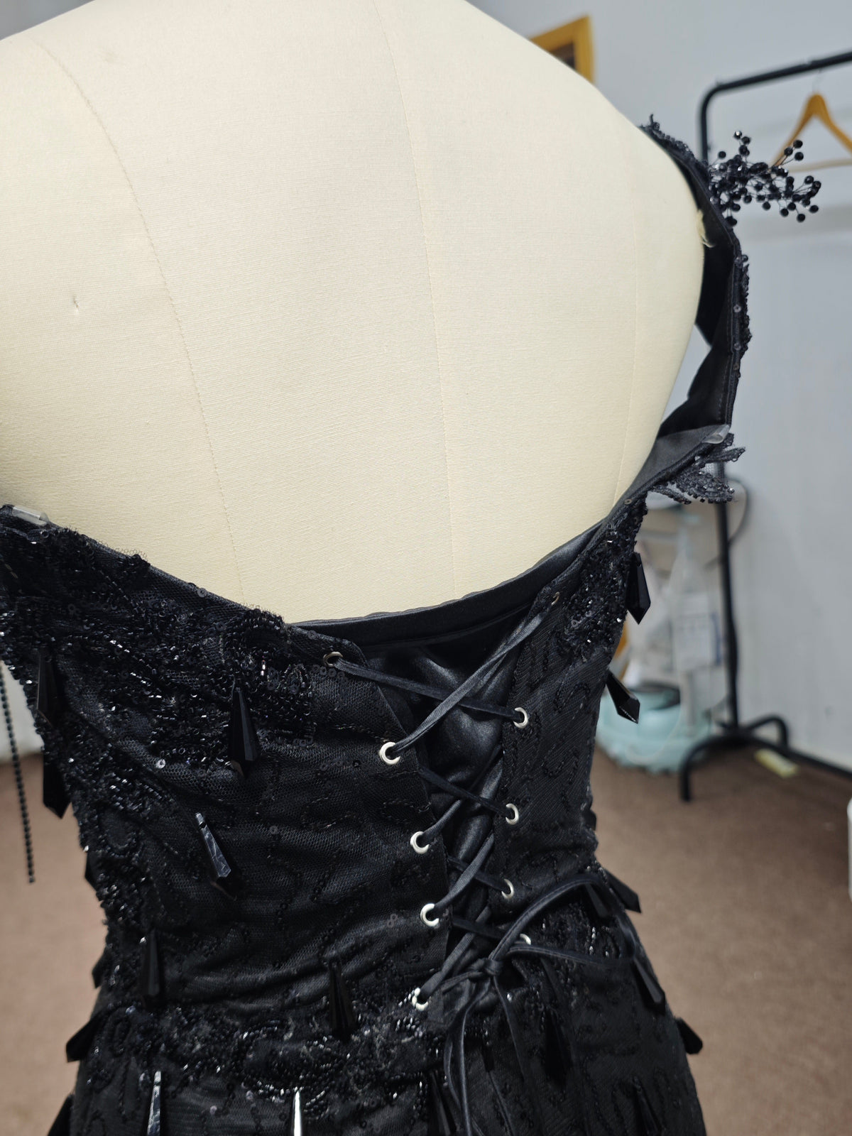 Luxury Black Sequin Mermaid Prom Dress – Illusion Corset Bodice with 3D Beaded Lace & Off-the-Shoulder Detail | 2026 Gothic Glamour Evening Collection (ZD17397)