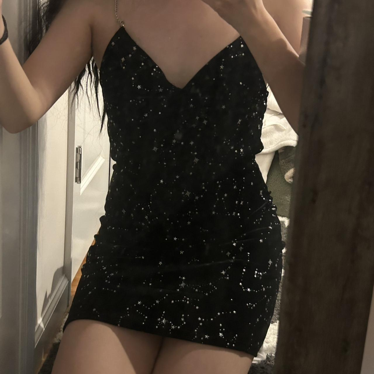 Chic Spaghetti Straps Black Sequin Homecoming Dress Sheath Short Cocktail Dress
