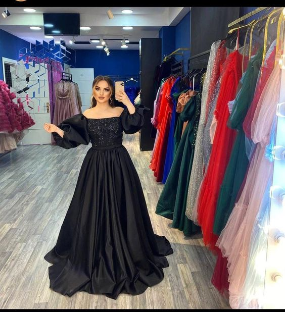 Vintage Black A-line Prom Dress,Black Formal Gown - View 2 | VelvetHem