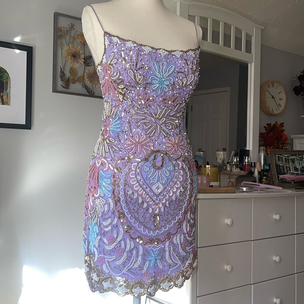 Gorgeous Spaghetti Straps Beaded Lilac Cocktail Dress Formal 8th Grade Homecoming Dress