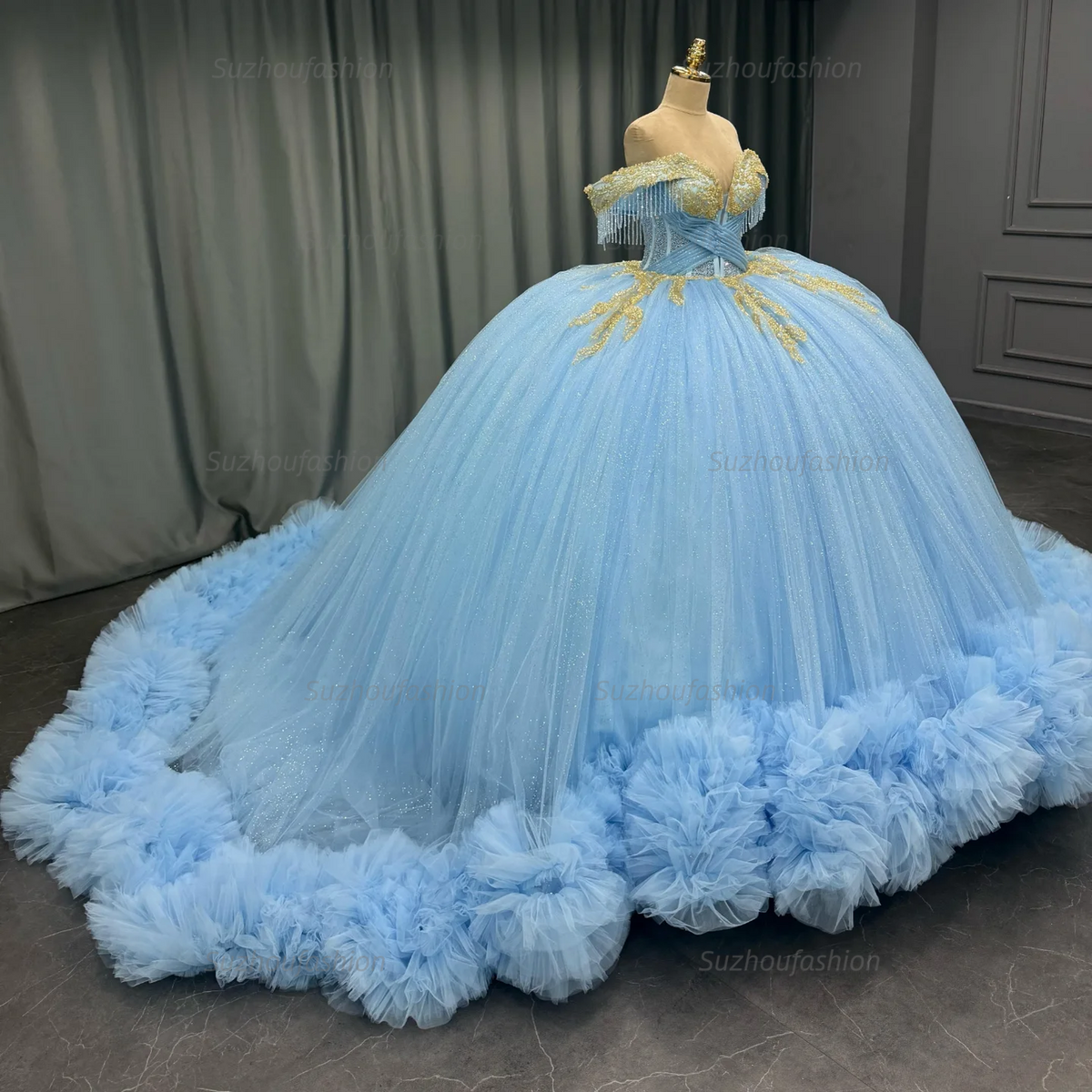 Ball Gown Off Shoulder Sleeveless Beaded Gold Appliques Pleated Glitter Sky Blue Tulle Quinceanera Dress Birthday Party Dress For Sweet 16