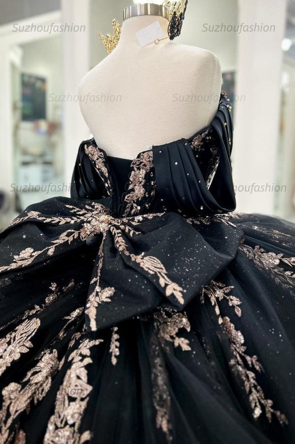 Ball Gown Off Shoulder Sleeveless Pleated Beaded Gold Appliques Bow Knot Lace Up Balck Tulle Quinceanera Dress Birthday Party Dress For Sweet 16