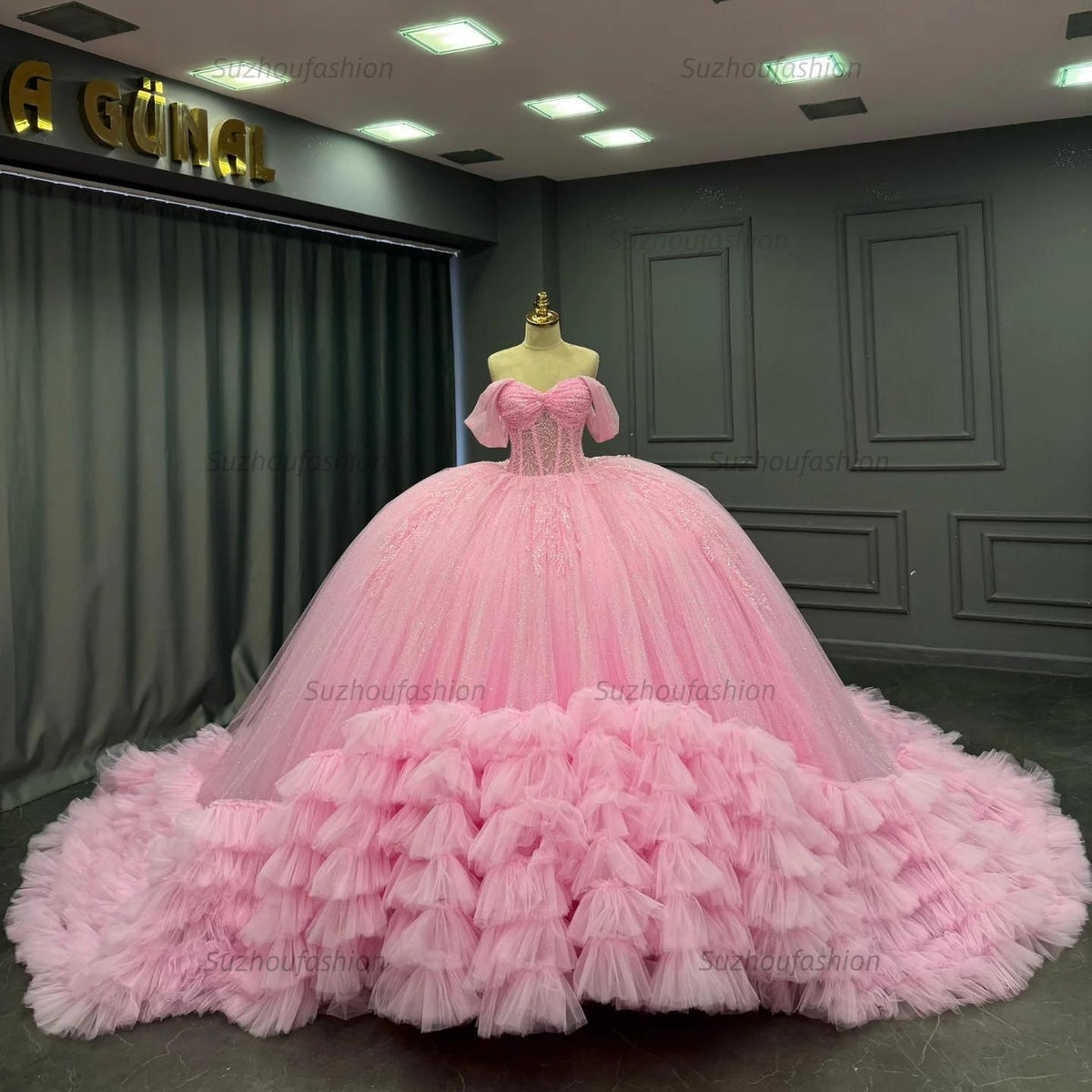 Ball Gown Off Shoulder Sleeveless Pleated Tulle Tiered Beaded Pink Tulle Quinceanera Dress Birthday Party Dress For Sweet 16