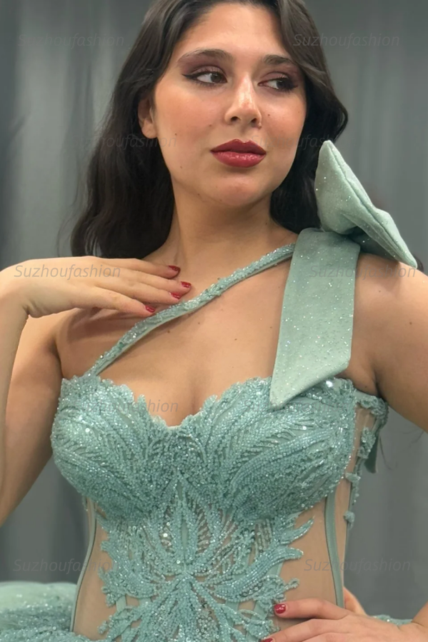 Ball Gown One Shoulder Sleeveless Sequins Beaded Illsion Appliques Pleated Mint Green Tulle Quinceanera Dress Formal Evening Gown For Sweet 16