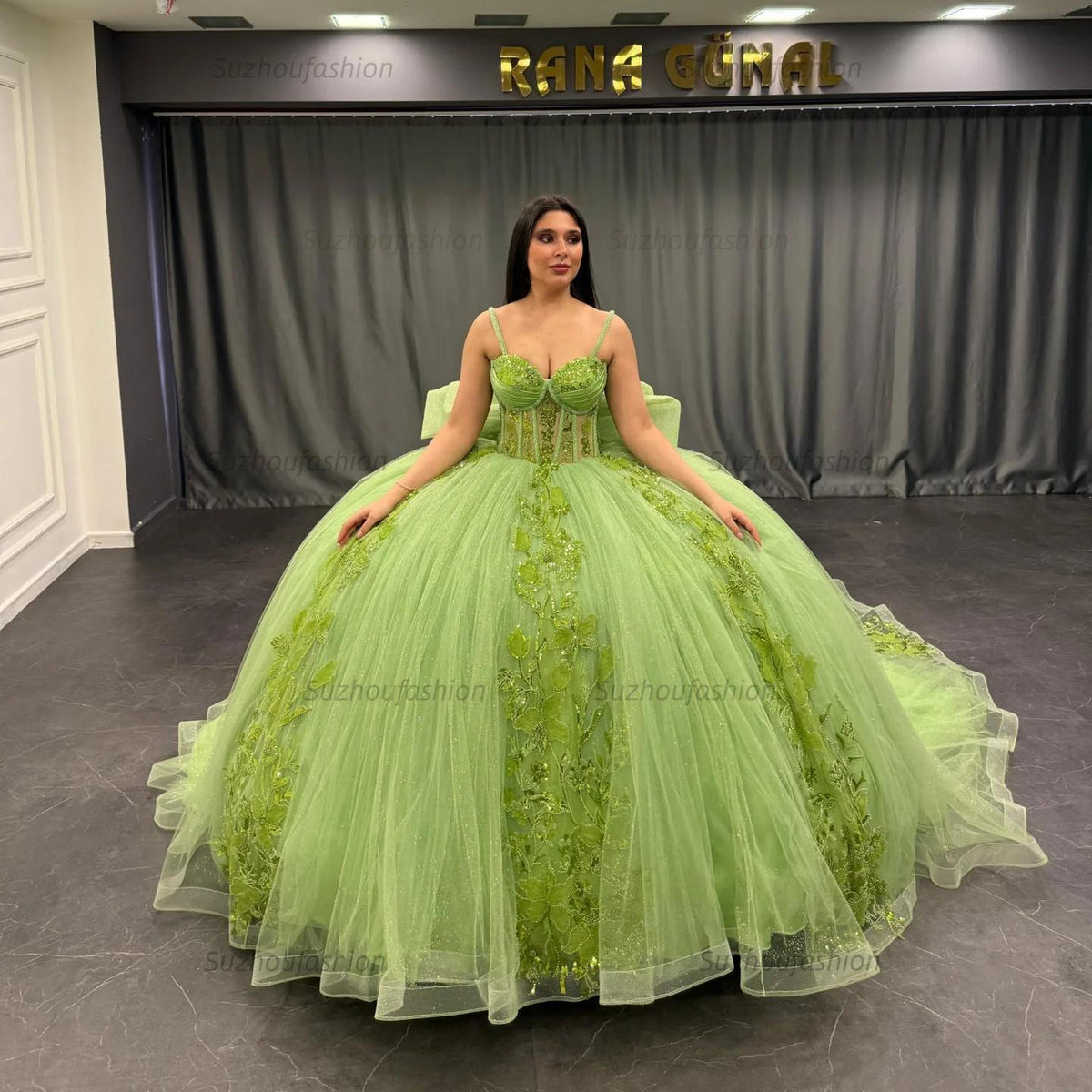 Ball Gown Strapless Spaghetti Straps Sleeveless Sequins Beaded Appliques Pleated Big Bow Knot Green Tulle Quinceanera Dress Birthday Party Dress