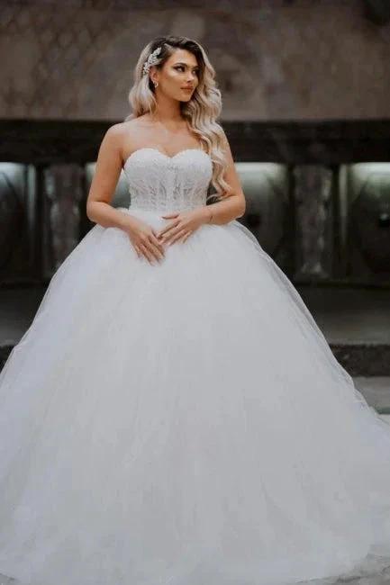 Ball Gown Sweetheart Sleeveless Charming Floor-Length Tulle Wedding Dresses with Appliques (ZD15736) - VelvetHem