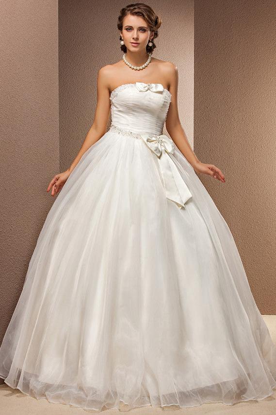 Ball Gown Wedding Dress Strapless Tulle Sleeveless Bridal Gowns On Sale