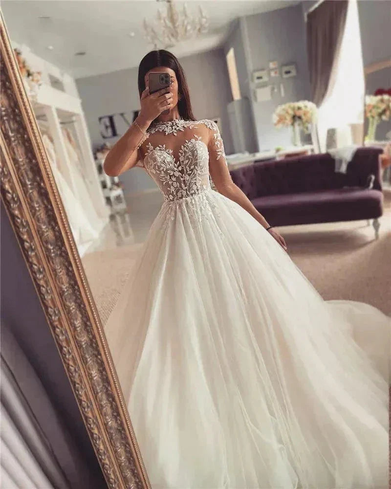 Beautiful A Line Wedding Dresses Gorgeous Lace Appliques Slimming Beautiful Fluffy Princess Style Mopping Beach Bridal Gown 2024 (ZD13550)