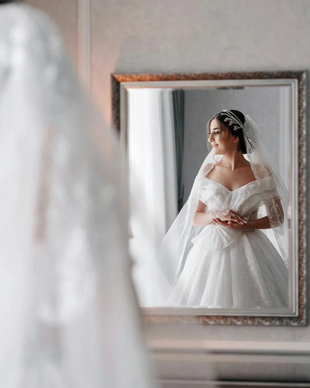 Beautiful Long White A-line Off-the-shoulder Sleeveless Wedding Dress With Lace (ZD15675)
