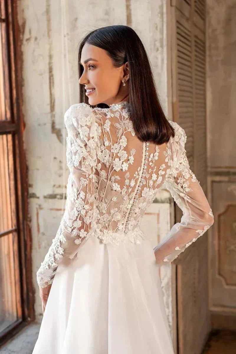 Beautiful Luxury Bohemian High Fork Wedding Dresses A-Line High Neck Lace Tulle Beach Bridal Gown Long Sleeves Sweep Train New (ZD14085)