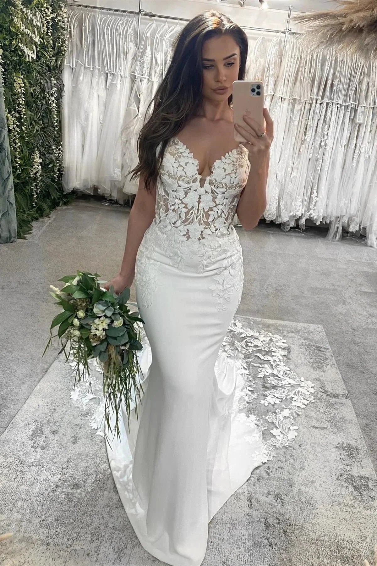 Beautiful Mermaid Spaghetti Straps Sleeveless Sequined Lace Wedding Dresses (ZD16480)