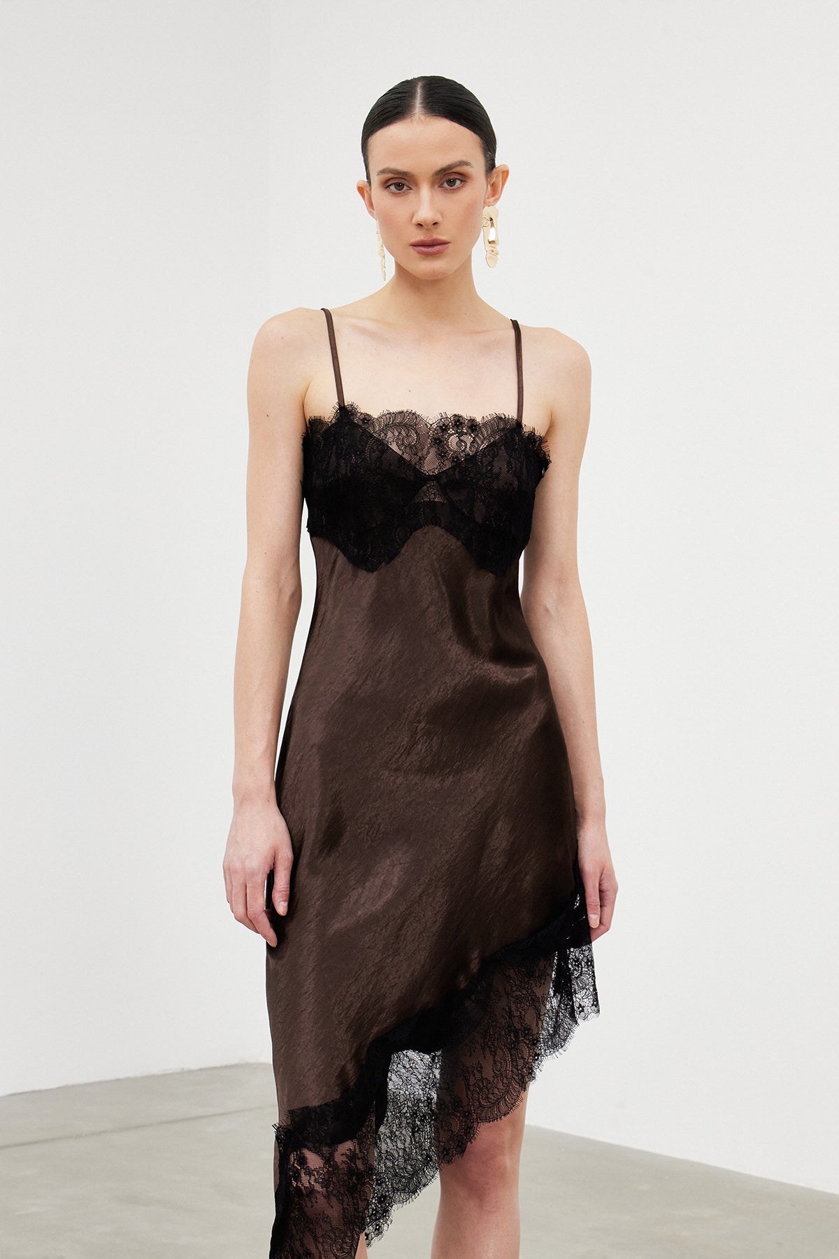 Bess Spaghetti Lace Midi Dress