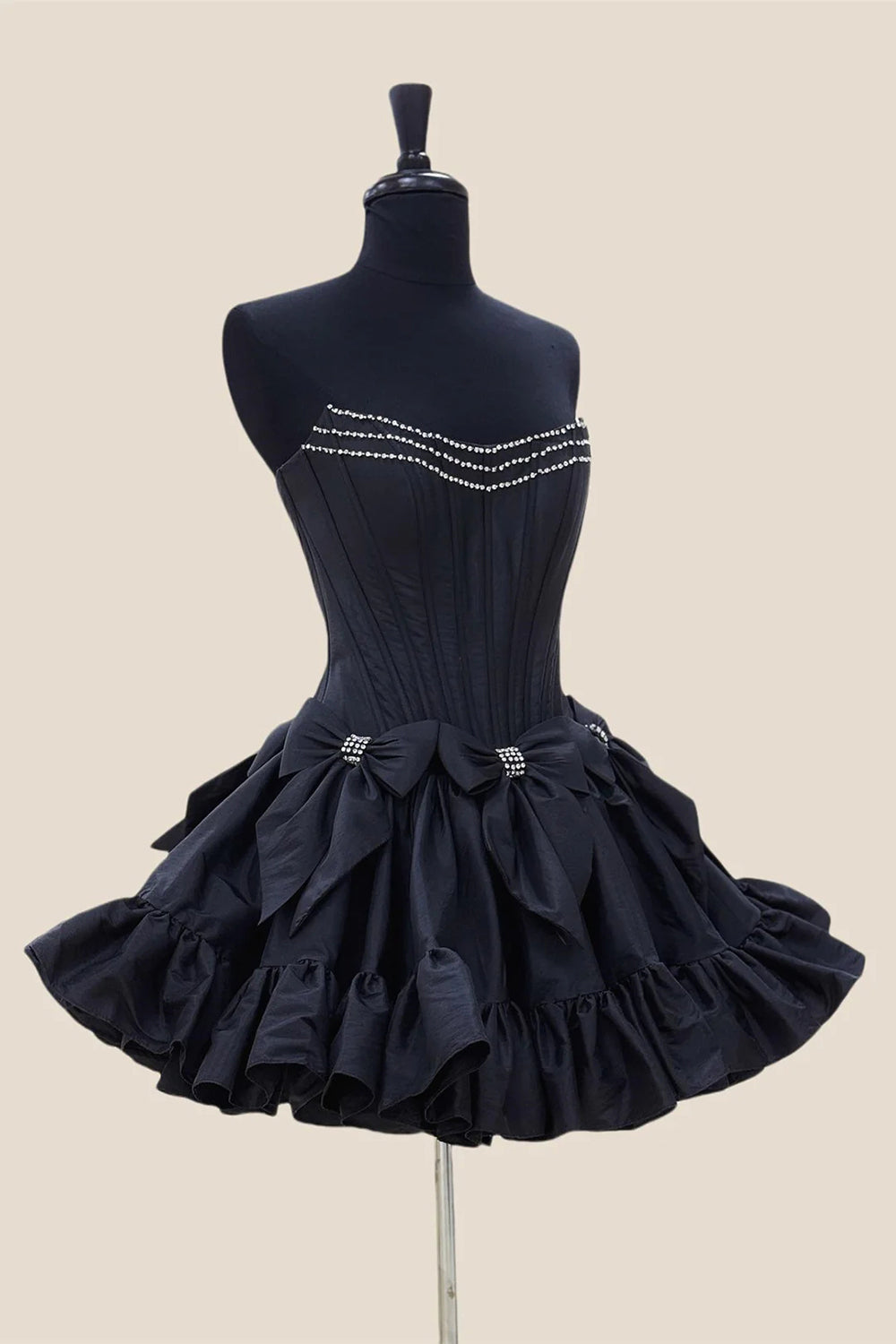 Black Homecoming Dresses Corset Strapless A Line Short Cocktail Dresses With Bows