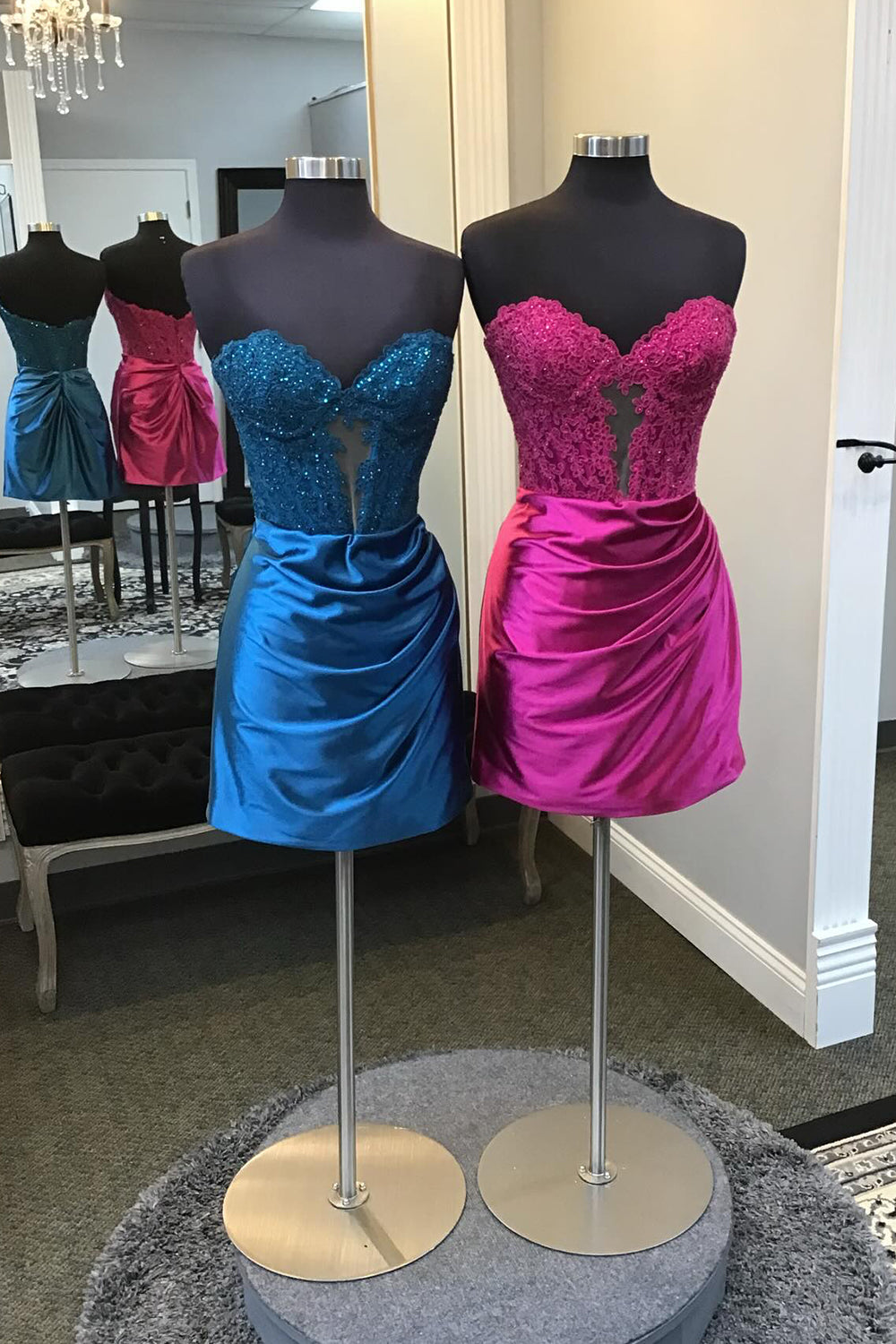 Black Homecoming Dresses Strapless Corset Tight Short Cocktail Dresses with Appliques