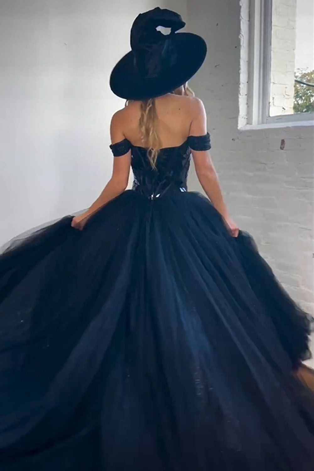 Black A-Line Off The Shoulder Mirror Top Long Tulle Prom Dress With Split