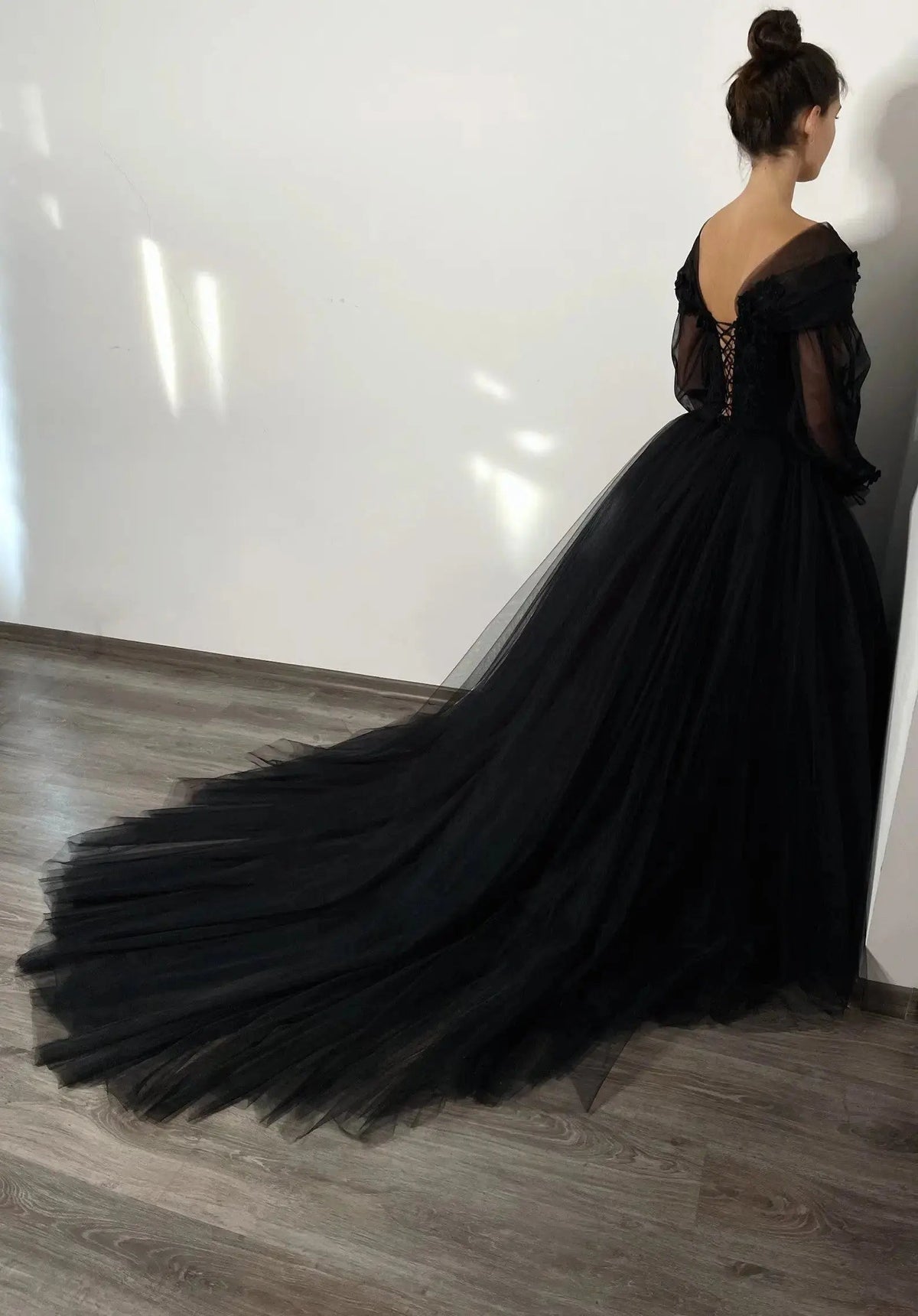 Black Luxury Gothic Wedding Dress 3D Floral Corset Tulle Ball Gown With Train ZP201