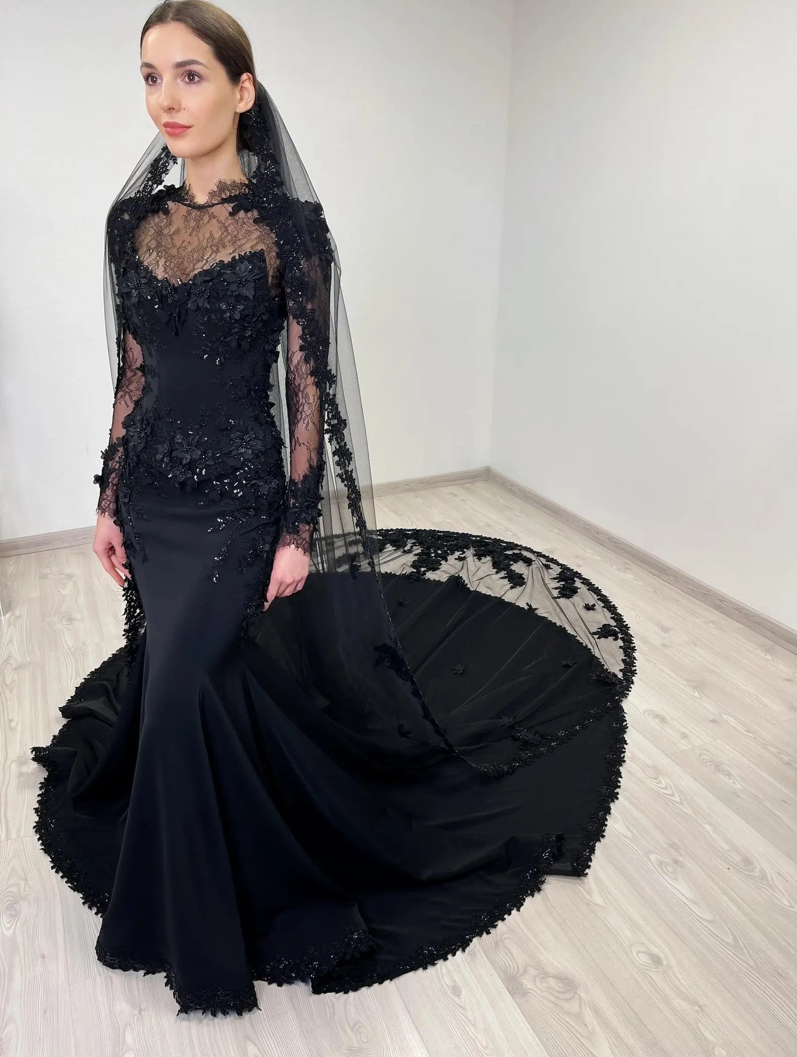 Black Luxury Gothic Wedding Dress Mermaid 3D Floral With Lace Edge Train ZP194