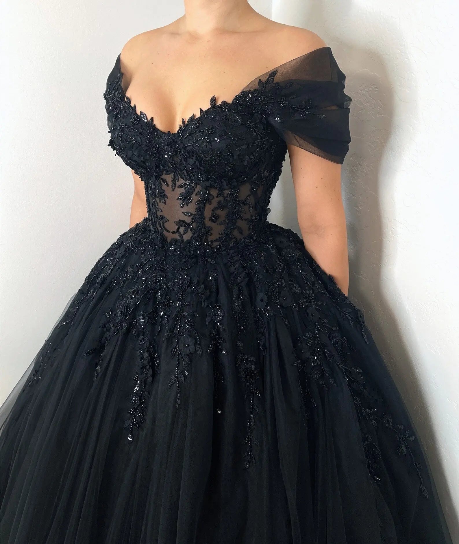 Black Luxury Gothic Wedding Dress Sheer Corset 3D Floral Tulle ZP027
