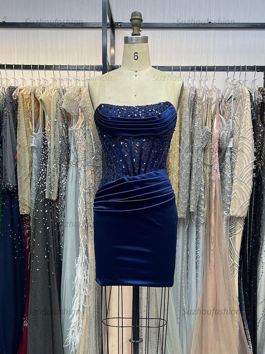 Suzhoufashion Bodycon Scoop Neck Satin Short Homecoming Dress with Appliqeus