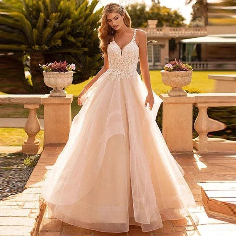 Bohemian Wedding Dresses Sexy Women Elegant Sleeveless Bridal Gowns A-Line Tulle Lace Applique Sexy Backless Robe Vestido by payinti