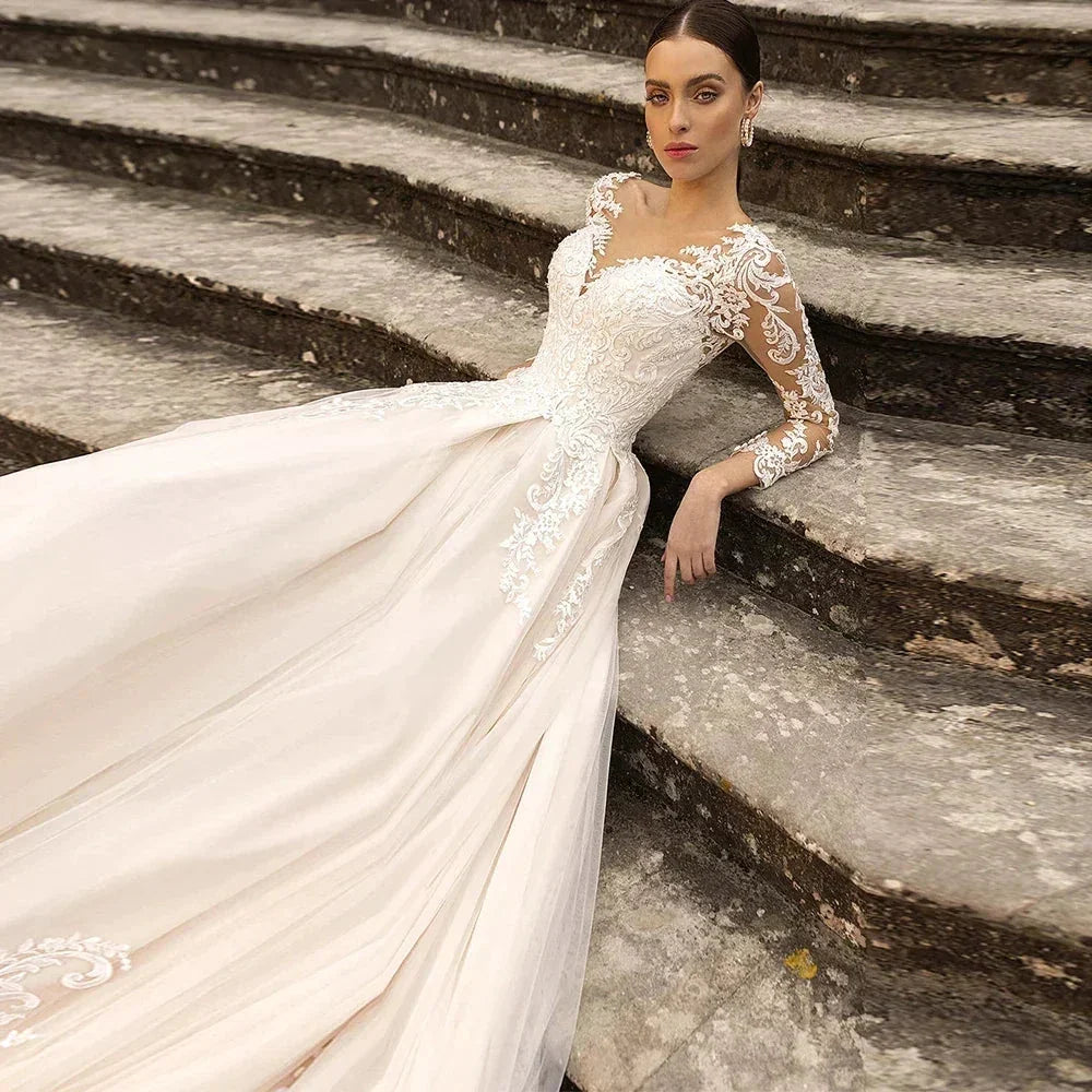 Boho Lace Tulle Wedding Dress Princess Champagne A-Line V-Neck Long Sleeves Appliques Illusion Backless With Button Bridal Gown (ZD13452)