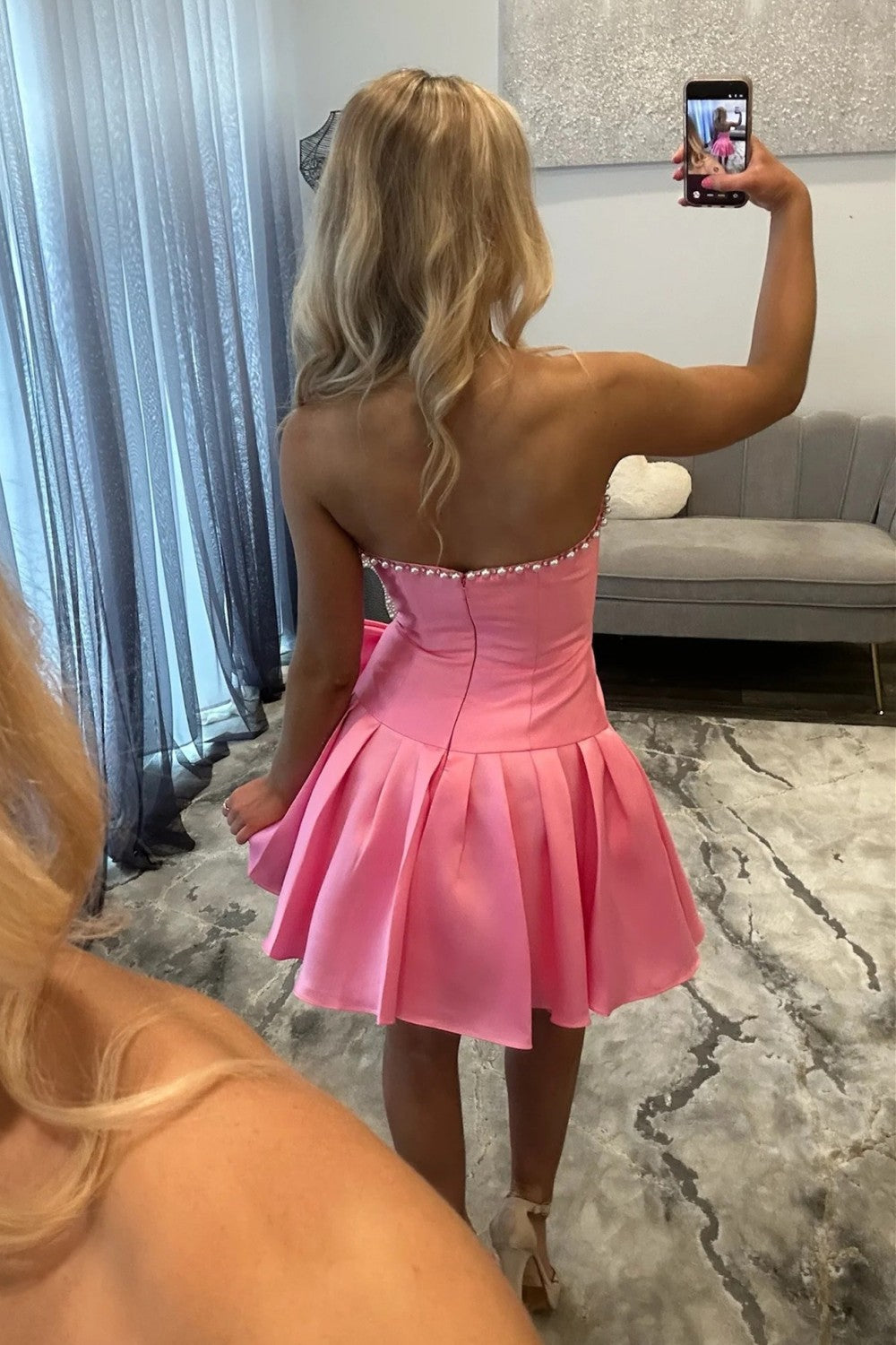 Charming A Line Sweetheart Pink Short Homecoming Dress with Pearls Bowknot