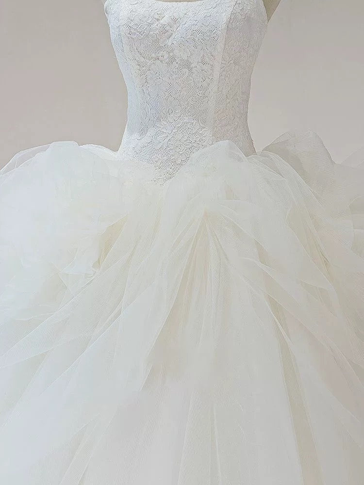 Dreamy Ball Gown Strapless Sleeveless White Tulle Wedding Dresses With Ruffles - View 4 | VelvetHem