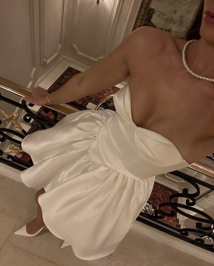 Simple A Line Swetheart Ivory Satin Short Homecoming Dresses 21st Birthday Outfit