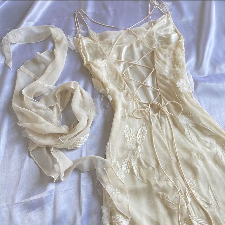 Elegant Sheath Spaghetti Straps Long Ivory Backless Prom Dresses Evening Dress