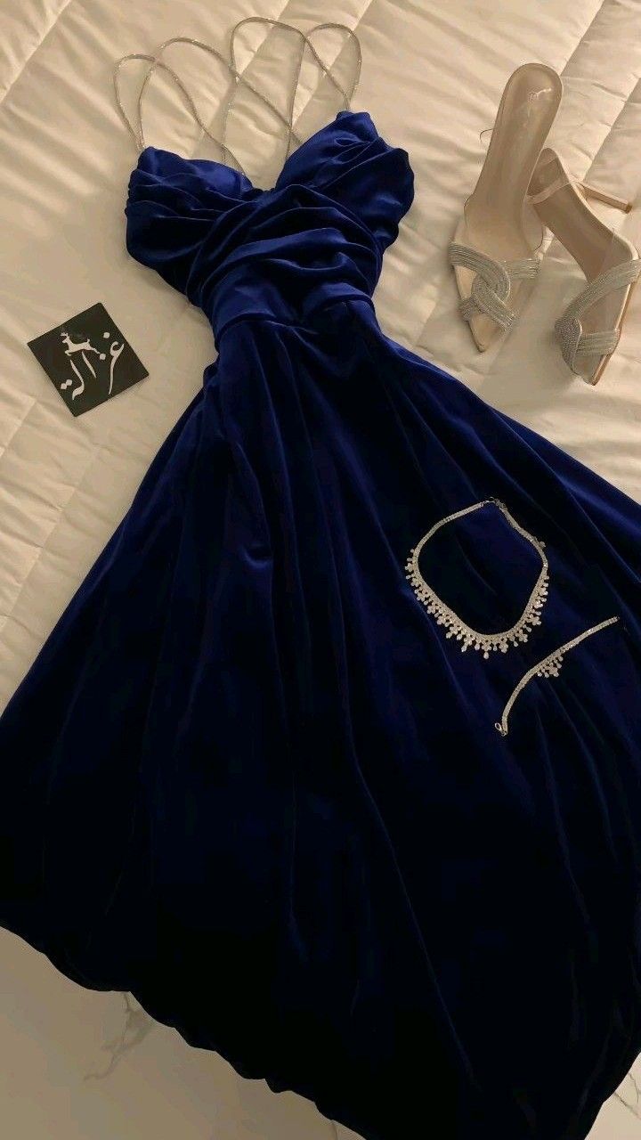 Modest A Line Straps Sleeveless Royal Blue Velvet Beads Long Prom Dresses Evening Dress
